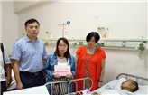 为生命护航，我院筹集善款并送至梅州小伙手上